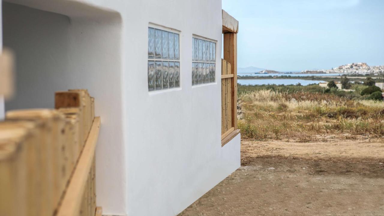 Sunday Luxury Suites Agia Anna  Eksteriør bilde