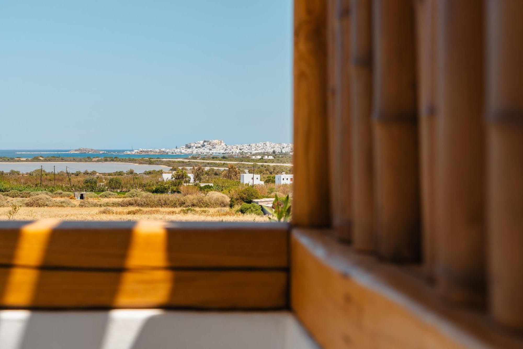 Sunday Luxury Suites Agia Anna  Eksteriør bilde