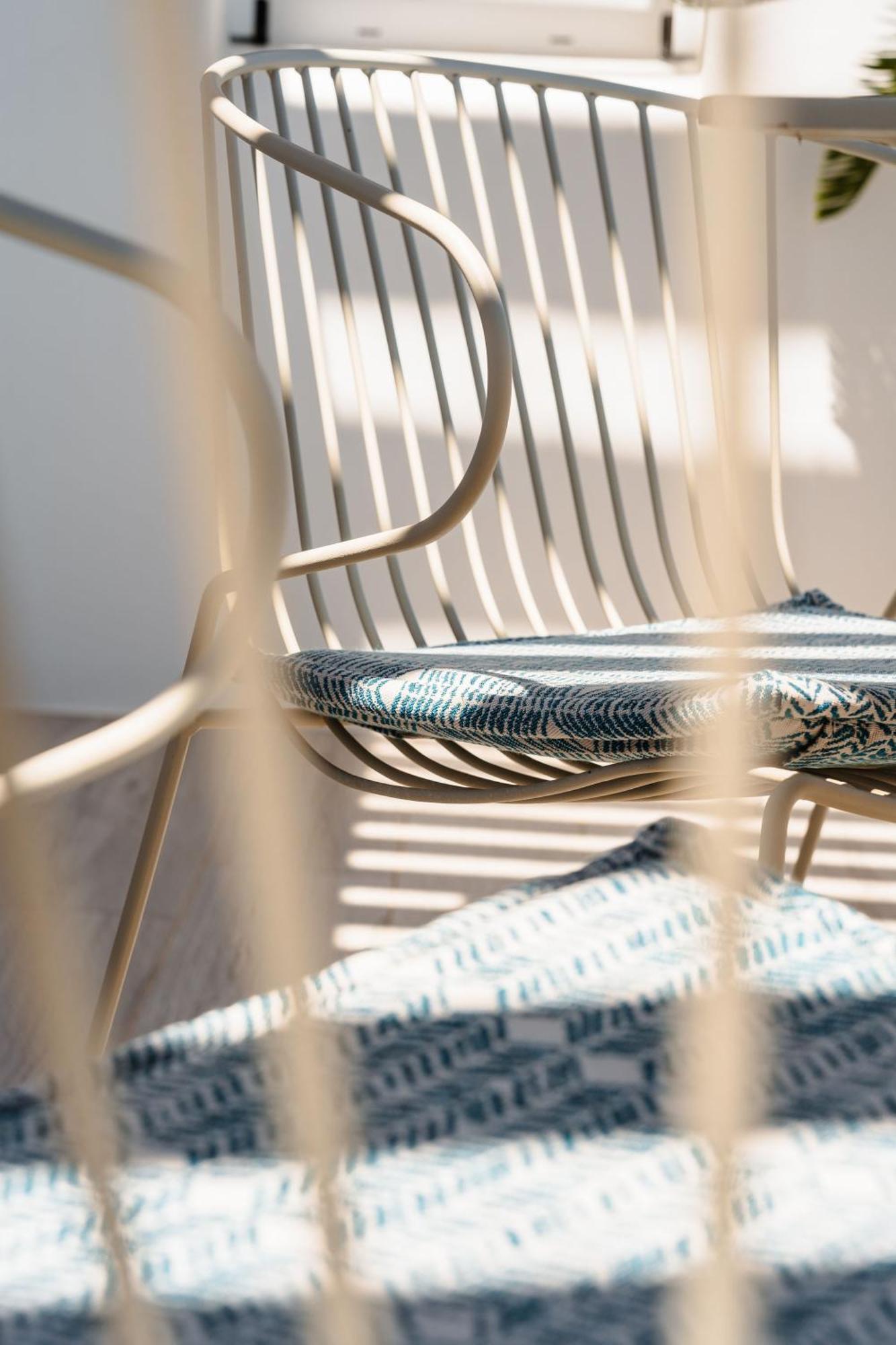 Sunday Luxury Suites Agia Anna  Eksteriør bilde