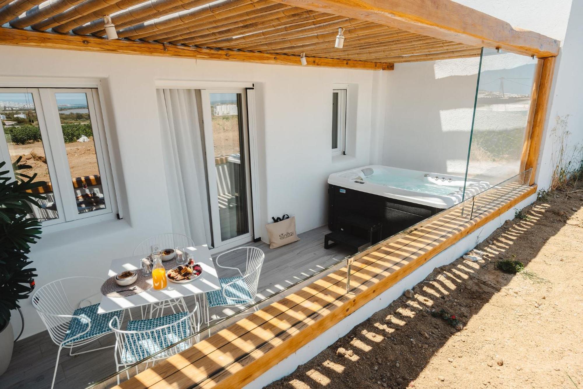 Sunday Luxury Suites Agia Anna  Eksteriør bilde